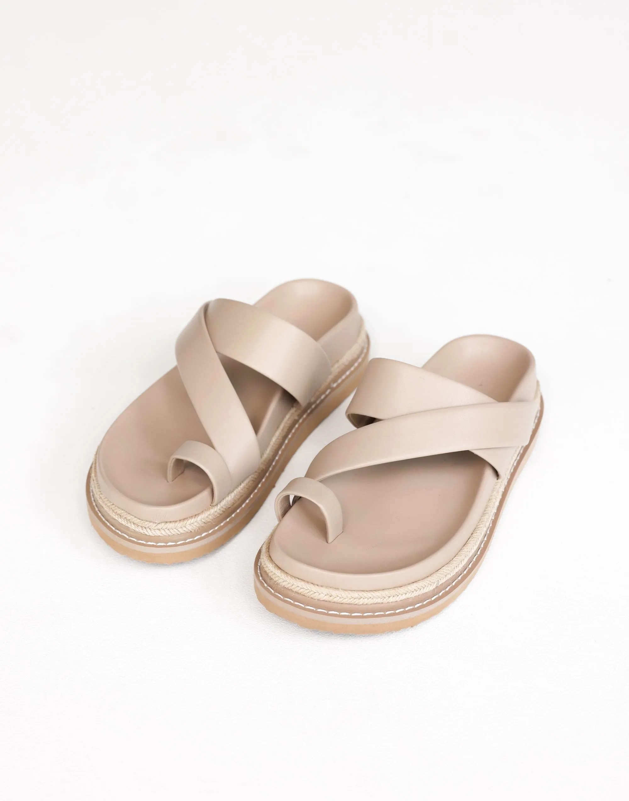 Armas Slides (Light Clay) - By Billini