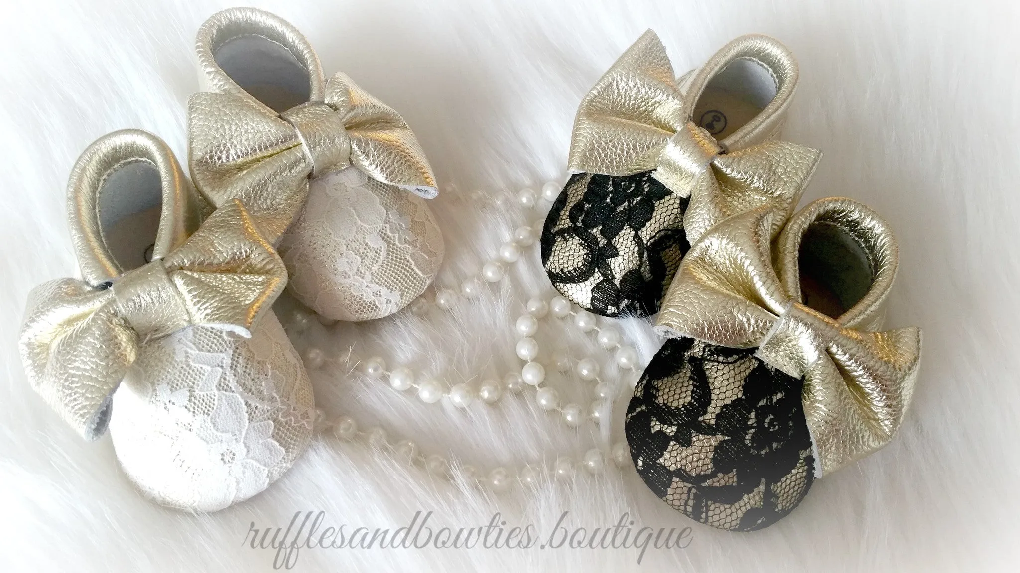 Baby Girl Lace leather Moccasins - Gold with Black Lace Big Bow Leather Baby Moccasins - Baby Girl Moccasins - Bow Moccasins - Gold Bow Moccasins  - Soft Shoes - Lace Moccasins