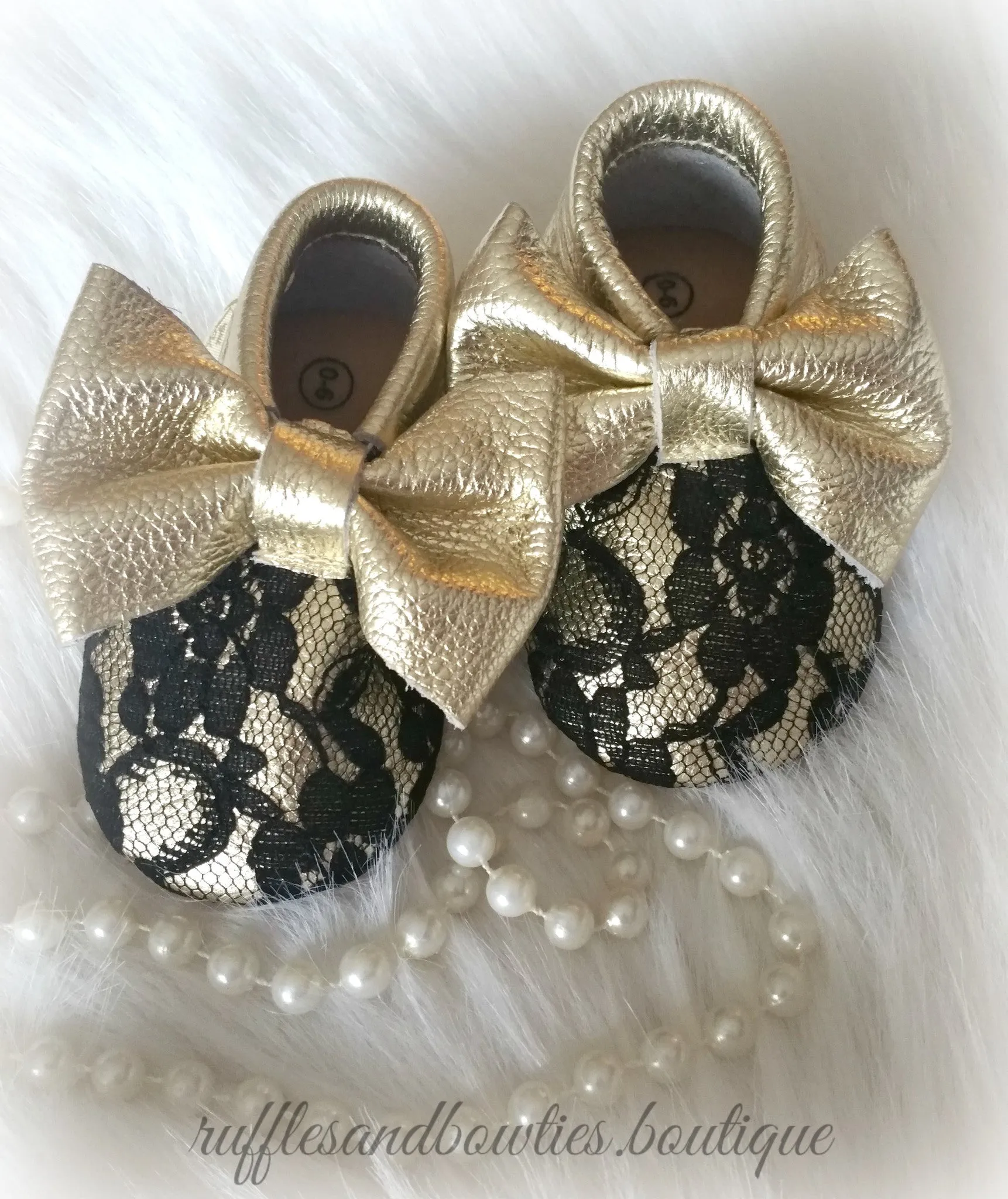 Baby Girl Lace leather Moccasins - Gold with Black Lace Big Bow Leather Baby Moccasins - Baby Girl Moccasins - Bow Moccasins - Gold Bow Moccasins  - Soft Shoes - Lace Moccasins