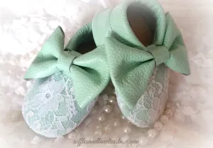 Baby Girl Lace leather Moccasins - Mint with White Lace Big Bow Leather Baby Moccasins - Baby Girl Moccasins - Bow Moccasins - Gold Bow Moccasins  - Soft Shoes - Lace Moccasins