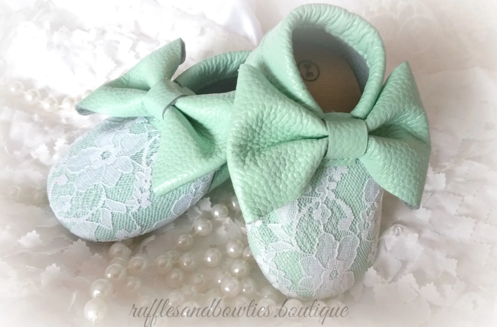 Baby Girl Lace leather Moccasins - Mint with White Lace Big Bow Leather Baby Moccasins - Baby Girl Moccasins - Bow Moccasins - Gold Bow Moccasins  - Soft Shoes - Lace Moccasins