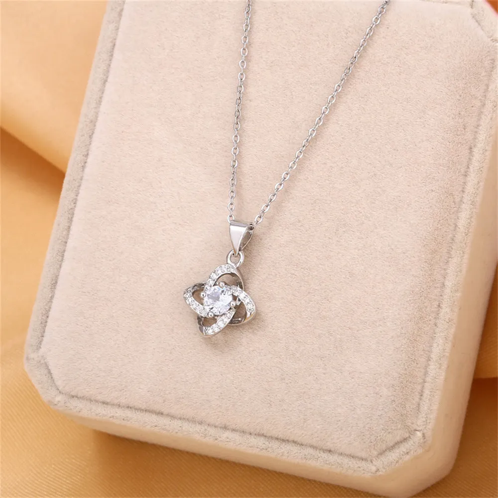 Flower Knot Moissanite Pendant Necklace