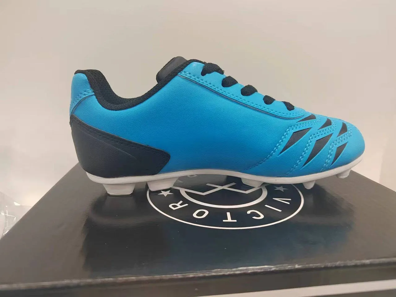 New Victor Sierra Kids Cattura MD Jr Soccer Shoes Blue/Black Size 13T