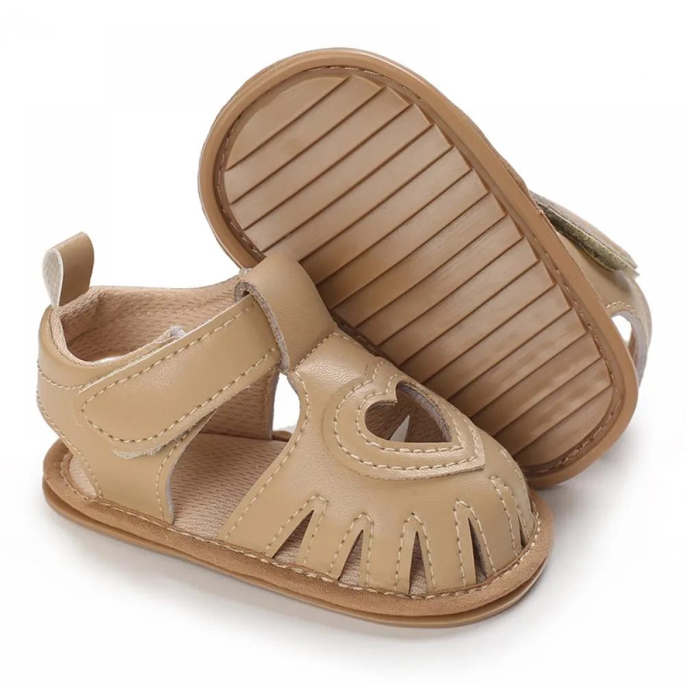 Newborn Baby Girls Summer 0-1 Year Old Heart Hollow Breathable Sandals Girls Shoes Wholesale