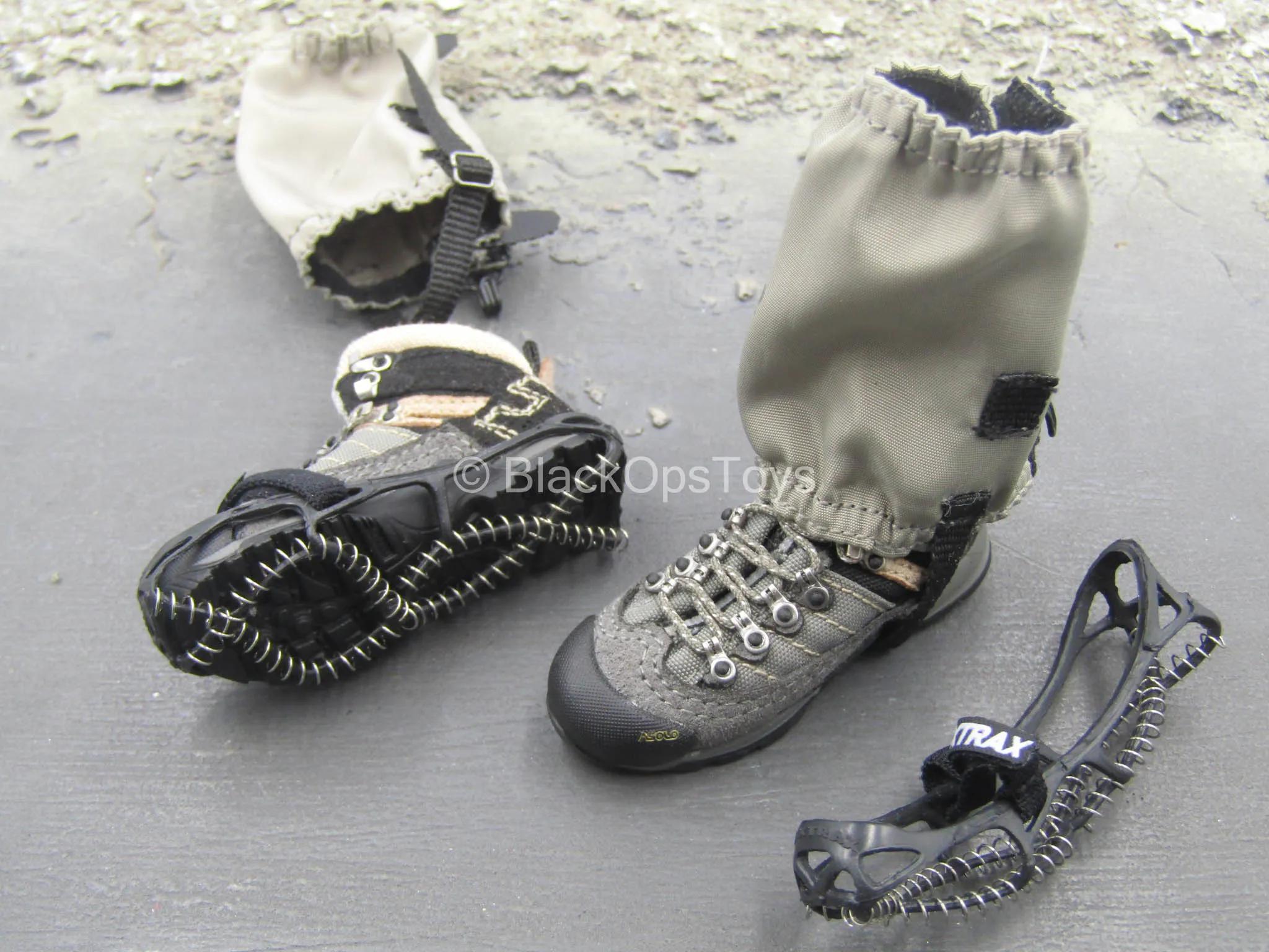 NSW Winter Warfare - Combat Boots w/Gaiters (Foot Type)