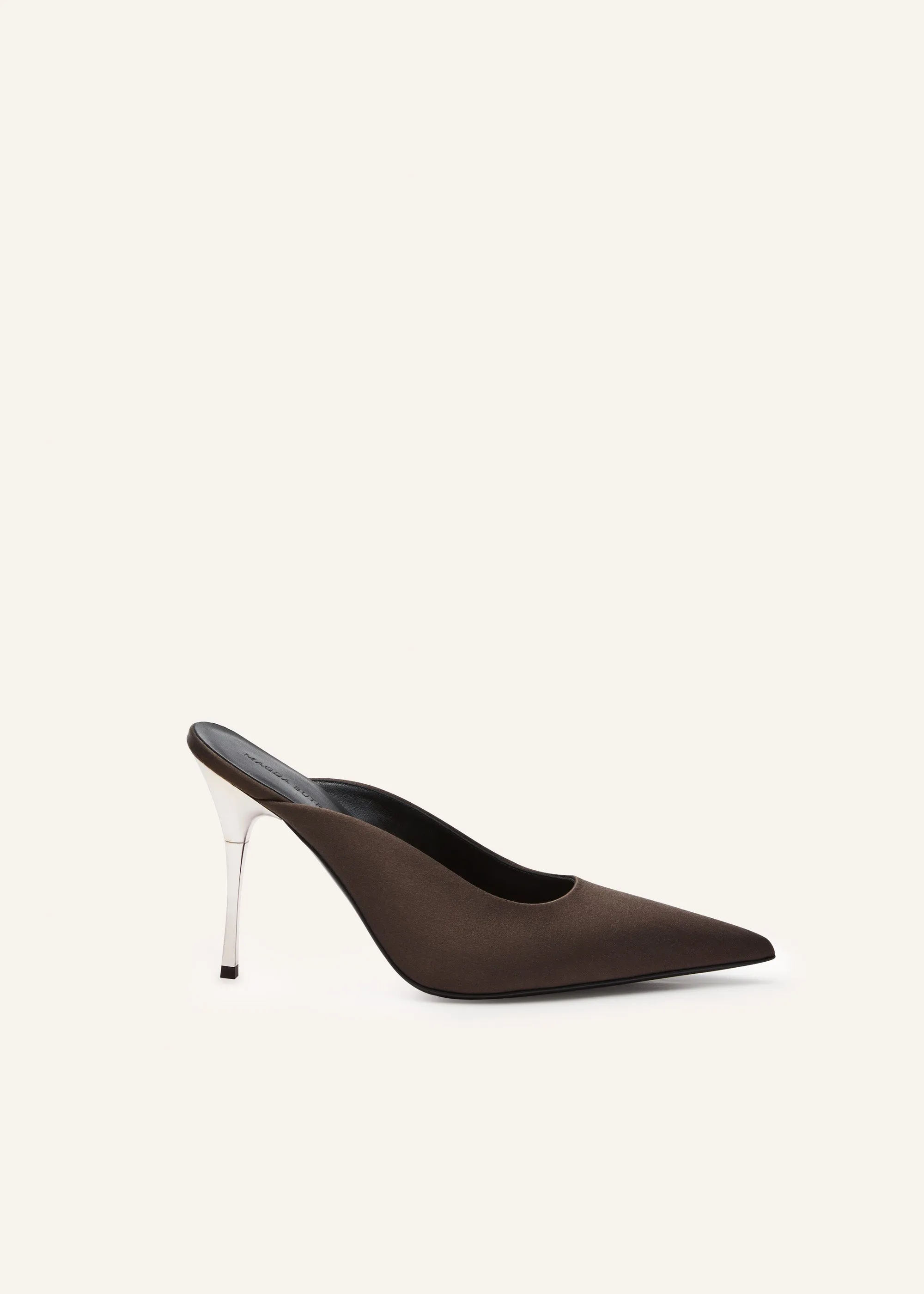 Pointed-toe mules in brown satin