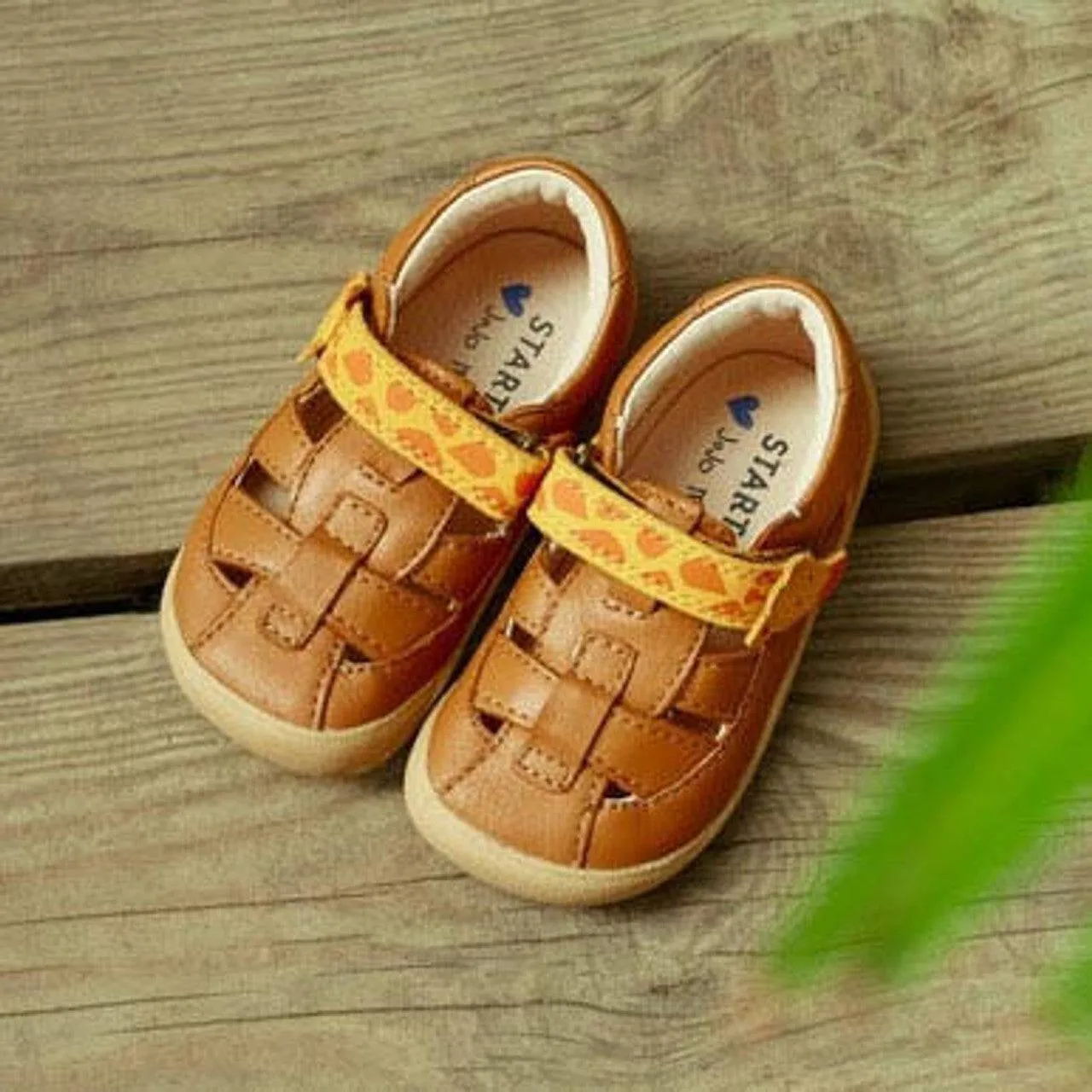 StartRite Bestie 0812_0 Boys Tan Leather Touch Fastening Sandals