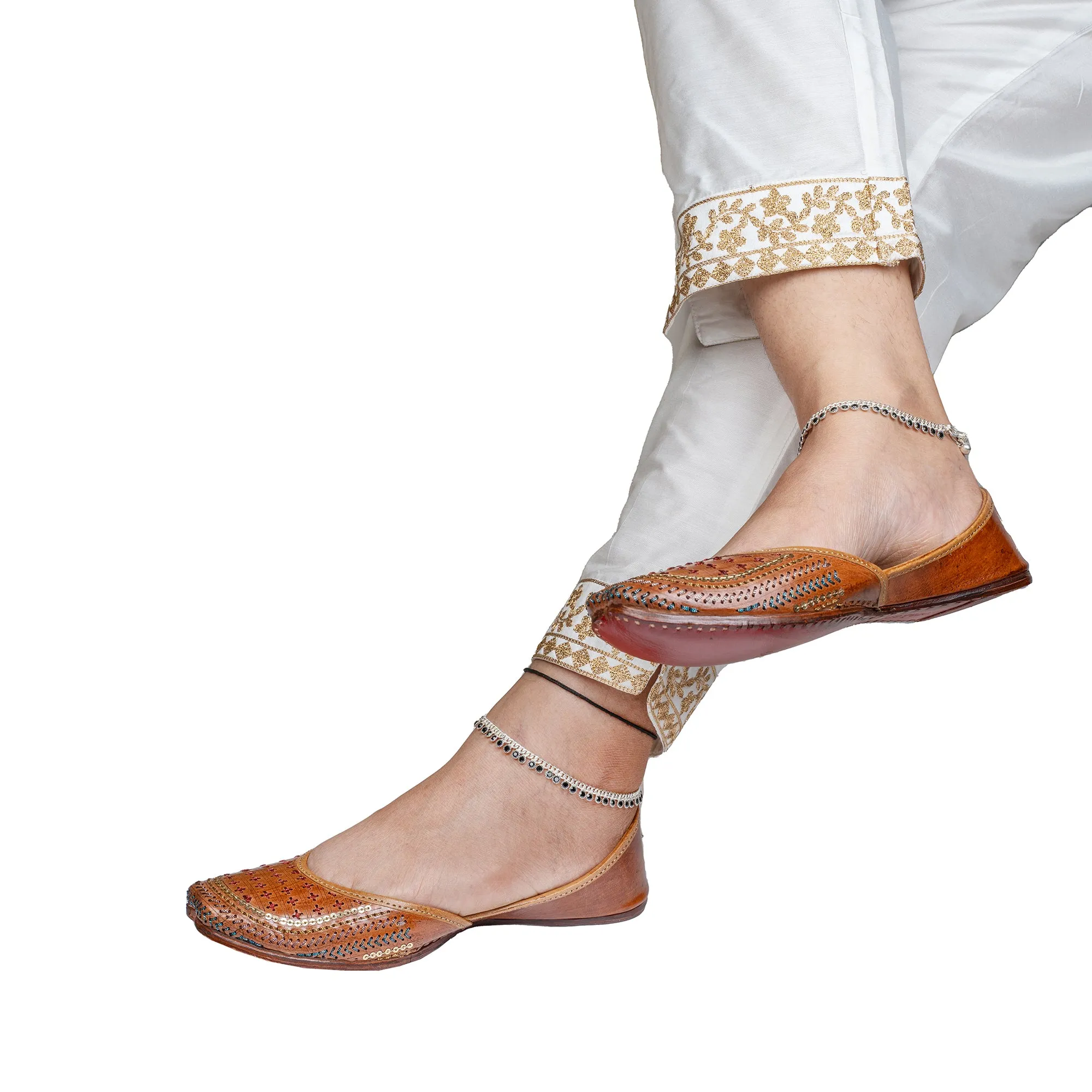 Tan Walnut Coffee Women's Kolhapuri Leather Jutti