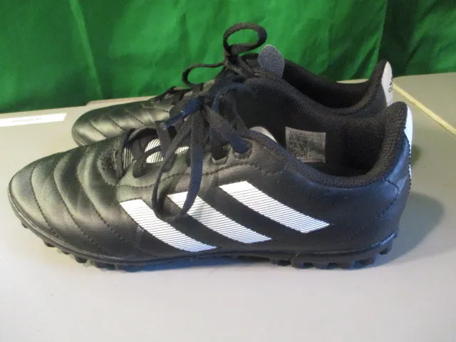 Used Adidas Turf Soccer Cleats Size 5.5