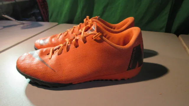 Used Nike MercurialX VaporX 12 Club TF 'Total Orange' Indoor Soccer Cleats Y5