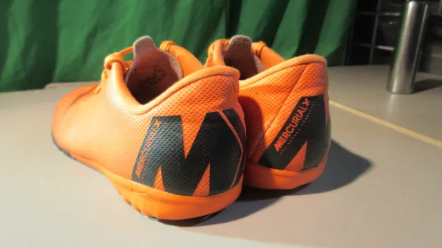 Used Nike MercurialX VaporX 12 Club TF 'Total Orange' Indoor Soccer Cleats Y5