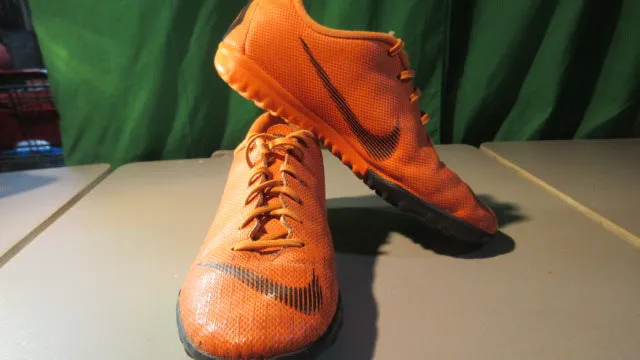 Used Nike MercurialX VaporX 12 Club TF 'Total Orange' Indoor Soccer Cleats Y5