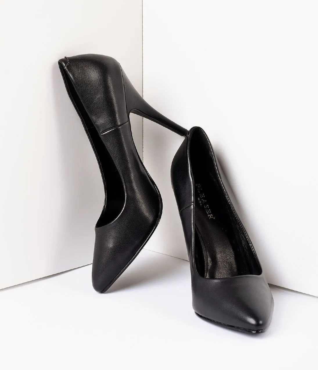 Vintage Style Black Leatherette Seduce Pumps