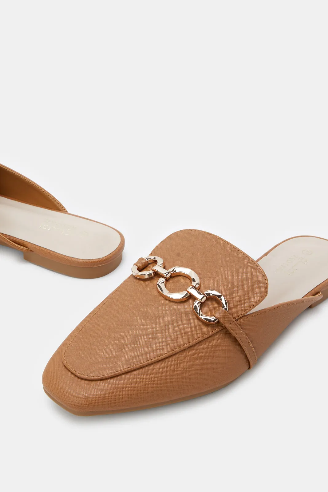 Women Tan Closed Toe Buckle Mule